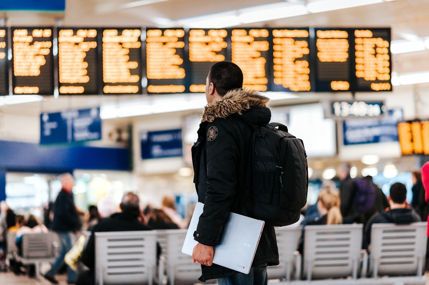Top Travel Tips for Booking Flights and Accommodations